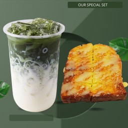 มัทฉะลาเต้ + ขนมปังปิ้ง