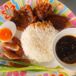 ข้าวเนื้อแดง