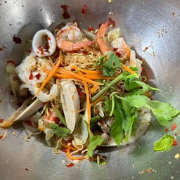 ยำมาม่า