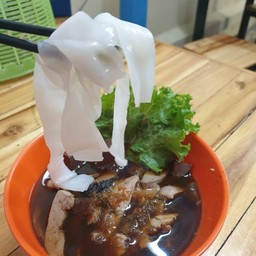 เส้นใหญ่เป็ด