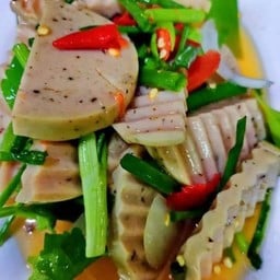 ยำหมูยอ