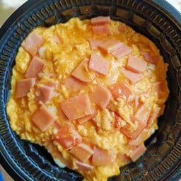 ไข่ข้นแฮม ราดข้าว