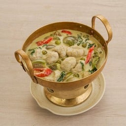 แกงเขียวหวานลูกชิ้นปลากราย