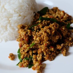คั่วกลิ้งหมูราดข้าว