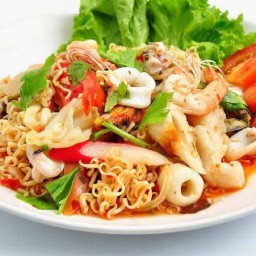 ครัวมาลอง (สันกำแพง)