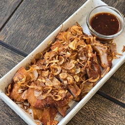 ข้าวสามชั้นทอดน้ำปลา