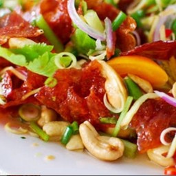 ยำ 3 กรอบ