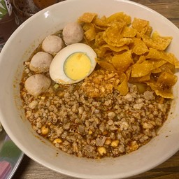 ก๋วยเตี๋ยวต้มยำหมูโบราณ