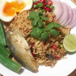 ข้าวขยำปลาทู