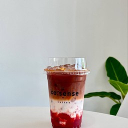 ชาไทยสตรอเบอร์รี่