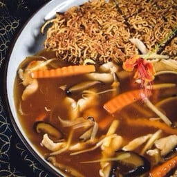 โกยซีหมี่ไก่ L