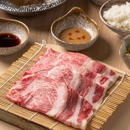 A5 Kagoshima Chuck Roll 肩ロース