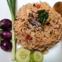ข้าวผัดปลาทู