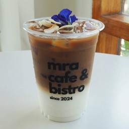กาแฟลาเต้มะพร้าว