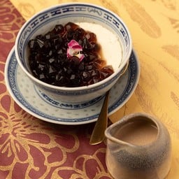 พุดดิ้งไข่มุกบุกเพชรชาไต้หวั่น