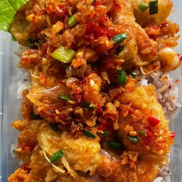 กุ้งคั่วพริกเกลือ ราดข้าว