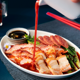 หมูแดงหมูกรอบจาน