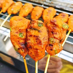 จันลอง ทอดมันปลาทะเลรวมย่างเสียบไม้🌶️🔥