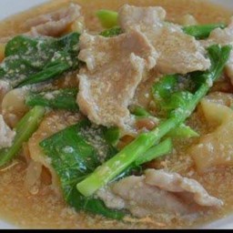 ราดหน้าหมู