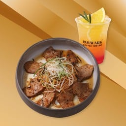 สปาเก็ตตี้หมูย่างผัดซอสญี่ปุ่น+Orange sunrise soda
