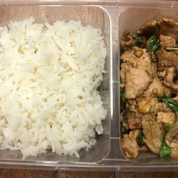 ข้าวราดกะเพราหมูชิ้น