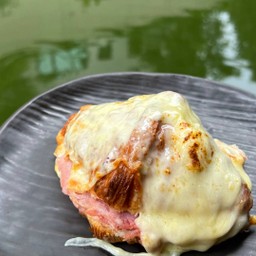 ครอกมงสิเออร์