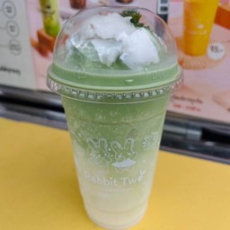 มัจฉะ มะพร้าว สมูทตี้