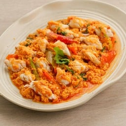 เนื้อกรรเชียงปูจัมโบ้ผัดผงกะหรี่