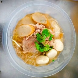 ร้านก๋วยเตี๋ยวหมูนุ่ม นนทบุรี