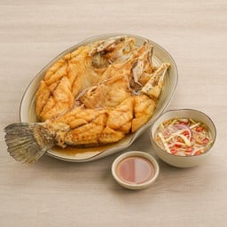 ปลากระพงทอดน้ำปลา