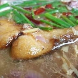 ปลาช่อนทอดต้มส้มมะขาม