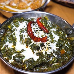 Chicken Saag แกงไก่ช้าก แกงไก่กับผักโขม