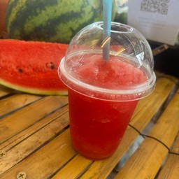 แตงโมสดปั่นไม่ใช่น้ำเชื่อม ไม่ใช้น้ำน้ำแข็ง