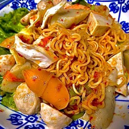 สามแยก ชิ้นยำ