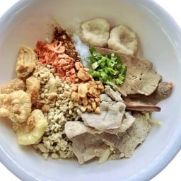 Deli ก๋วยเตี๋ยว