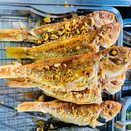 ปลาแดงทอดขมิ้น