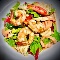 ตำเหลาเคล้ากุ้ง