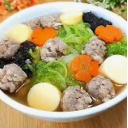 แกงจืดเต้าหู้ไข่หมูสับ