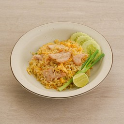 ข้าวผัดหมู หรือ ไก่