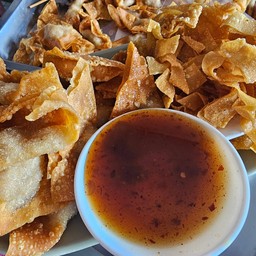 เกี๊ยวหมูทอด ชุดใหญ่ 1 ฟรี 1ชุดใหญ่