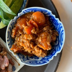 น้ำพริกอ่อง+ผักสด