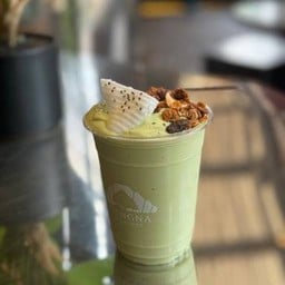 AVOCADO YOGURT HONEY