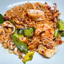 ผัดมาม่า ต้มยำ