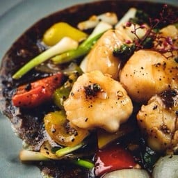 หอยเชลล์ USA ผัดเต้าซี่ S