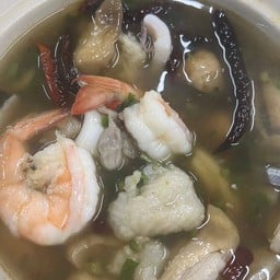 โป๊ะแตก