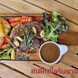 สเต็กเนื้อริบอาย
