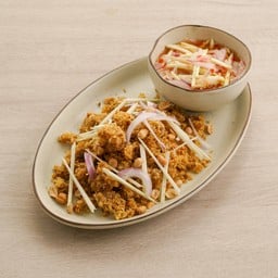 ยำปลาดุกฟู