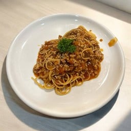 สปาเก็ตตี้ไก่สับซอสมะเขือเทศ