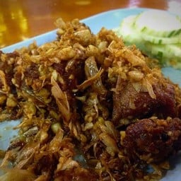 ซี่โครงหมูทอดกระเทียม.