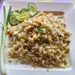 ข้าวผัดปู ต้มยำ